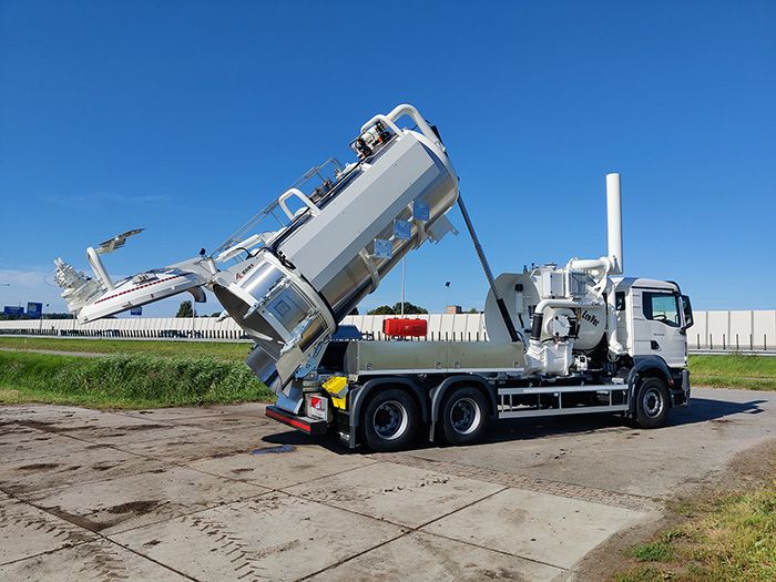 KOKS EcoVac vacuum truck for Bangcak Corporation in Thailand! 💪